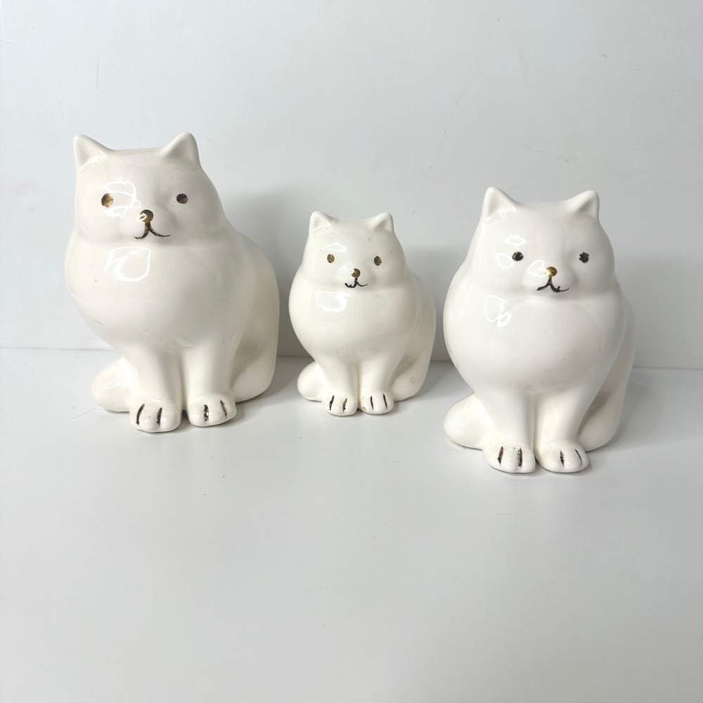 3 Roly Poly White Ceramic Cat Figurines Gold Tone Accents Animal‎ Lover Decor